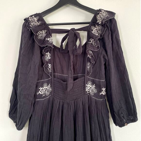 Free People Black Embroidered Boho Peasant Dress Size S/M NWT - Picture 5 of 10